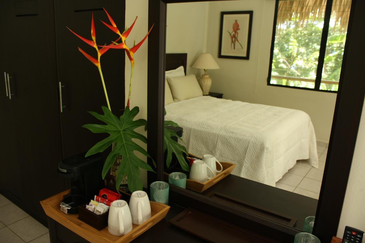 Paraiso Escondido Hotel Villas & Resort El Níspero エクステリア 写真